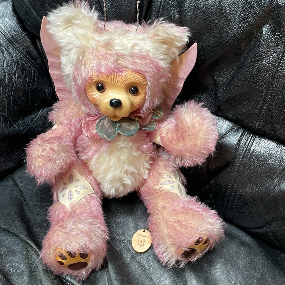 Robert Raikes Collectibles Leandra Butterfly Fairy Angel Pink Cream Mohair Bear